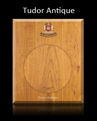 tudor_antique_button